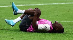 这两位年轻 这两位年轻